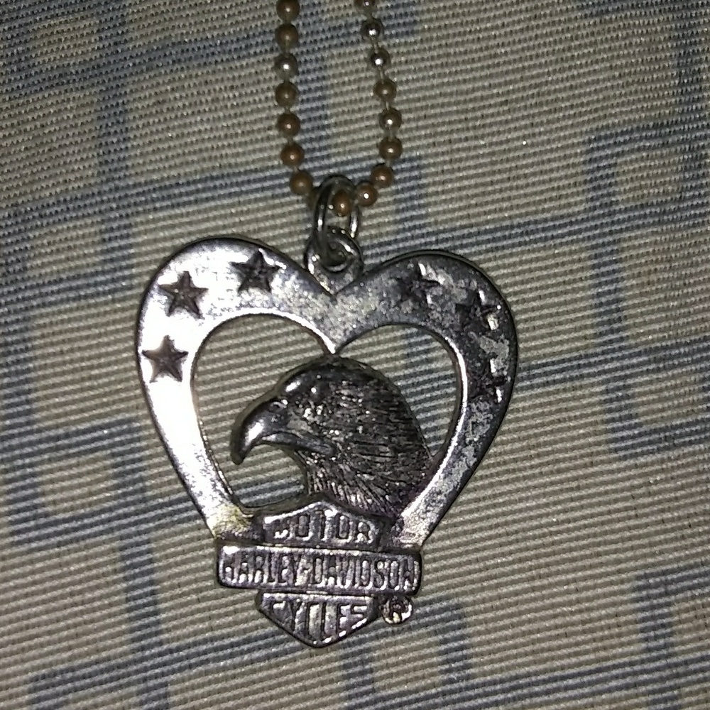 Vintage Harley Davidson necklace and pendant.